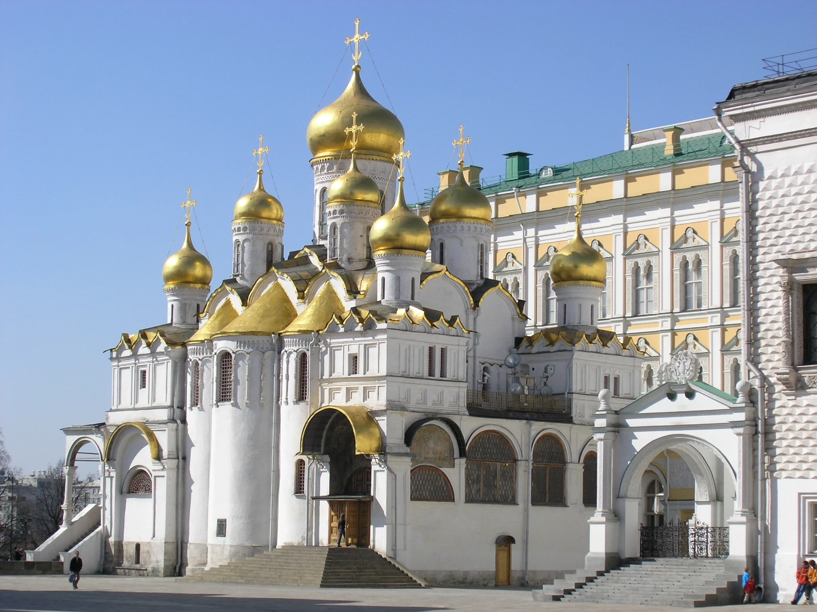 Благовещенский собор Московского Кремля, домовая церковь русских правителей.