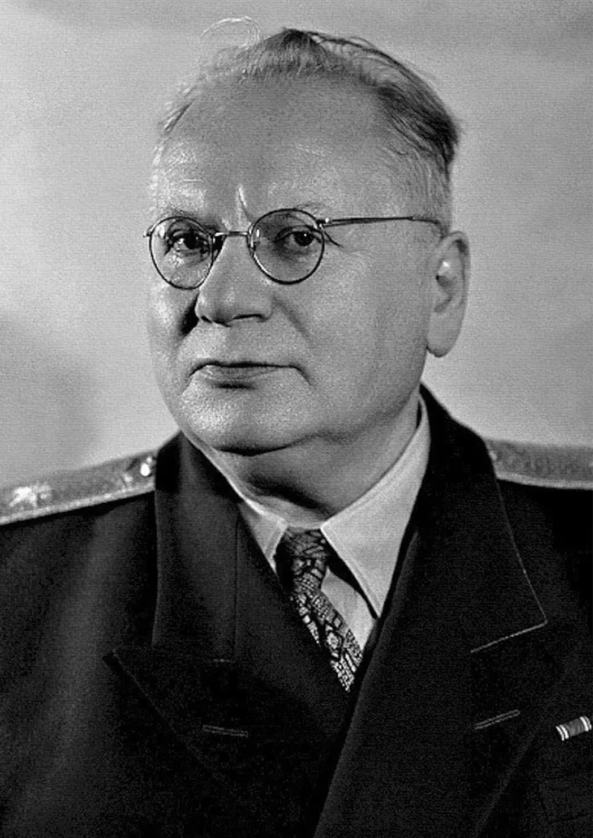 М. М. Литвинов, нарком иностранных дел СССР и сторонник коллективной безопасности.